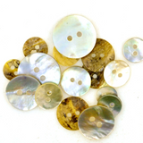Natural Mother of Pearl Shell Buttons (30 buttons)