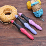 9 in 1 Set of USB LED Interchangeable Crochet Hooks in Sizes B-K US (2.5-6 mm)
